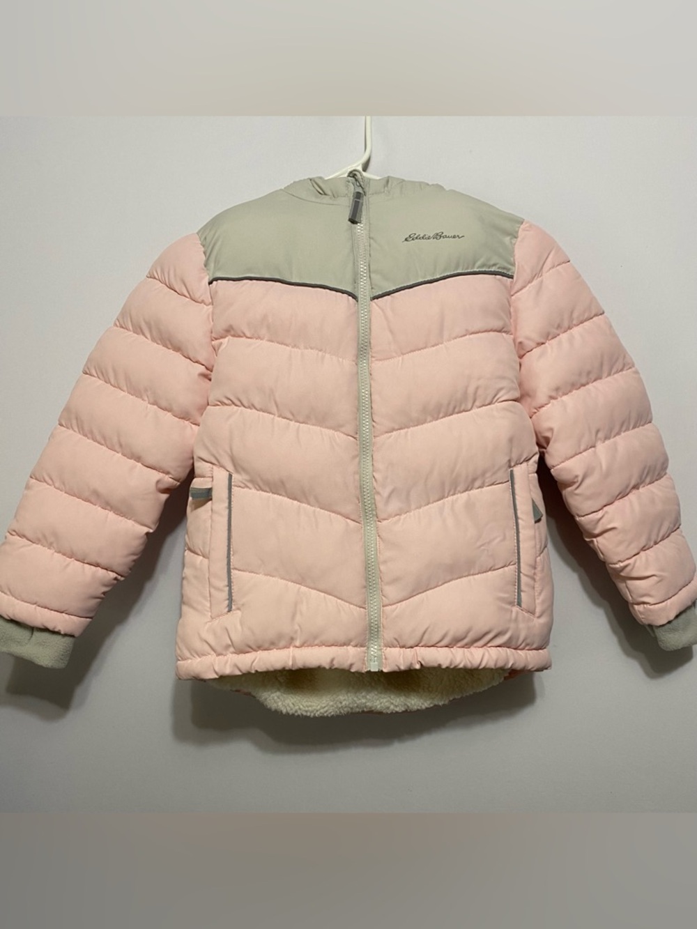Eddie Bauer Girls Puffer Jacket Pink Gray Sherpa Lined Hooded Sz Small (7)